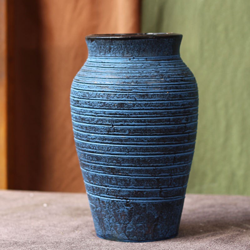 Ceramic Old Vases In The Living Room With Dried Flowers